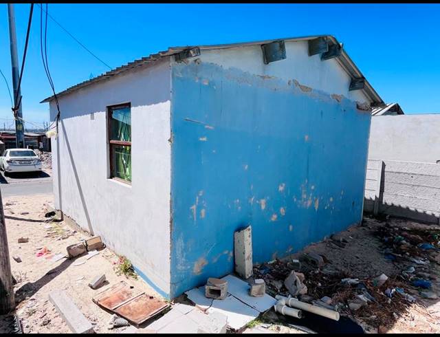 2 BEDROOM HOUSE FOR SALE IN KUYASA